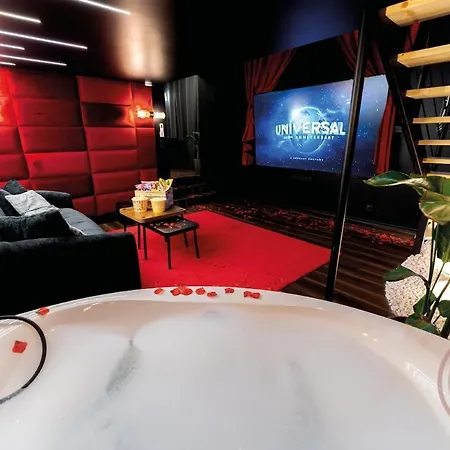 アパート Cinema *