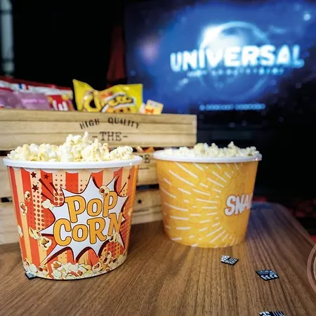 アパート Cinema ニース