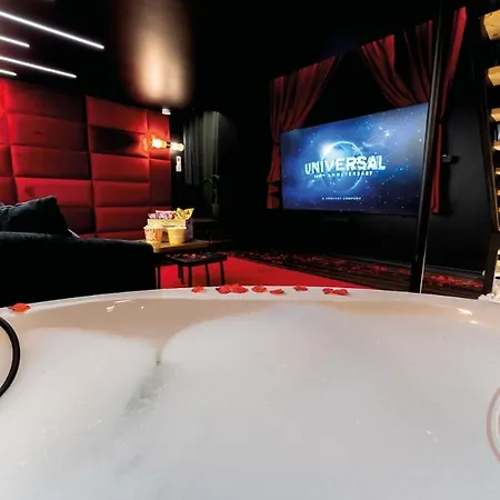 アパート Cinema *